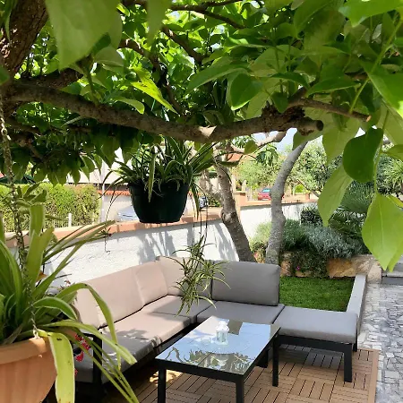 Apartmán Corinne Garden *