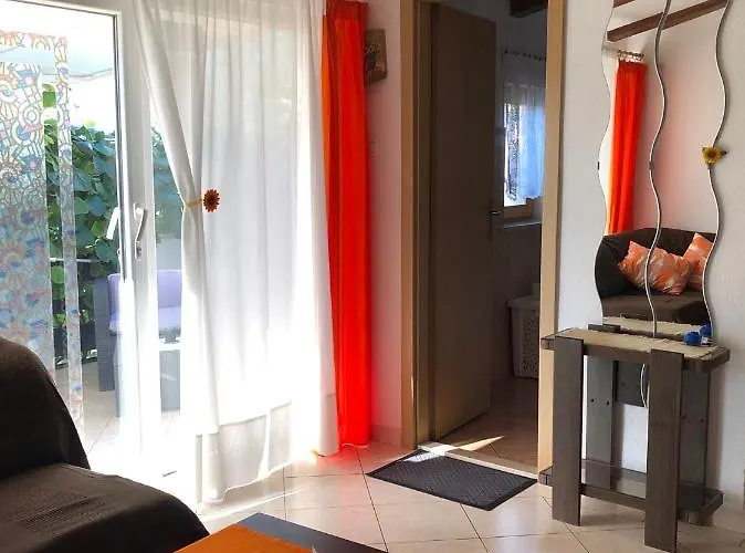 Corinne Garden Novigrad Istria