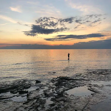 Corinne Garden Apartmán *