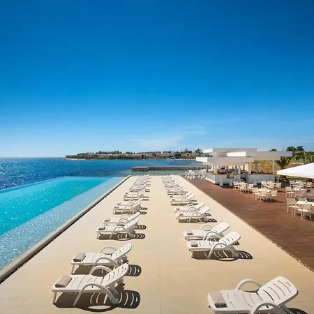 Apartmán Corinne Garden *