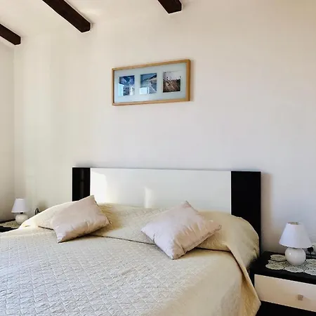 Corinne Garden * Novigrad Istria