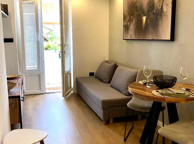 Corinne Garden Novigrad Istria