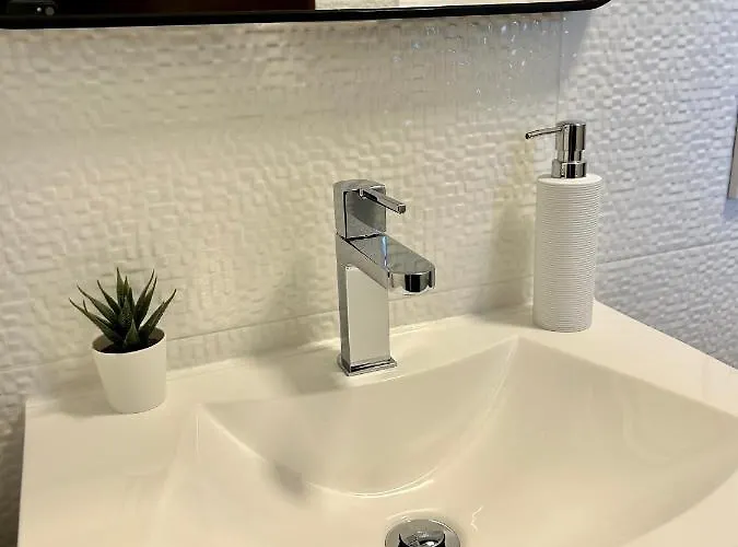 Διαμέρισμα Corinne Garden *